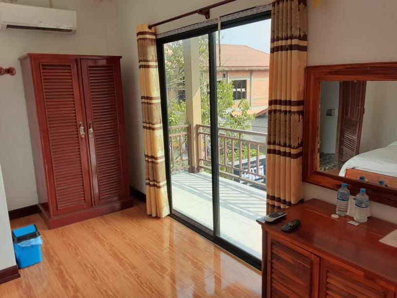 Alisona Hostel Vang Vieng Exteriér fotografie